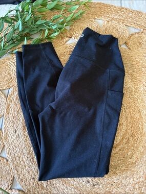 Rebook Inseam 28 Black High-Waist Athletic Leggings. S